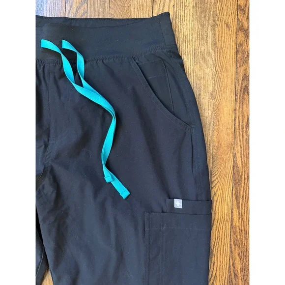 FIGS Yola FREEx 2.0 Lined Skinny Scrub Pants Medium Black - Picture 2 of 8